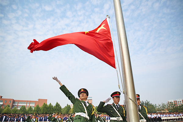 潍坊实验中学第三周升国旗仪式